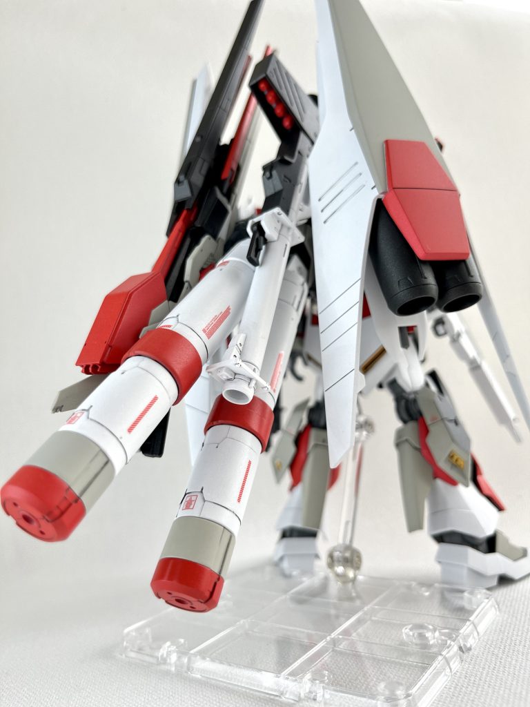 2基のハイメガシールドを運用するために、プロペラントタンクを増設。