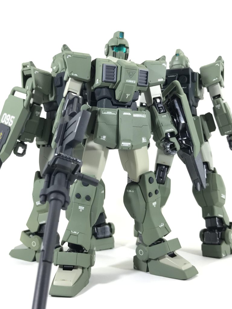 僚機その2(機体No.096)180㎜キャノン装備型。