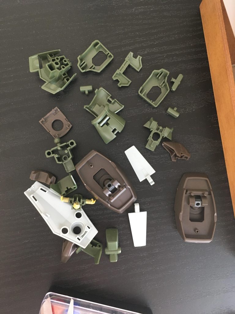 塗り分ける色を間違えないように注意しました。