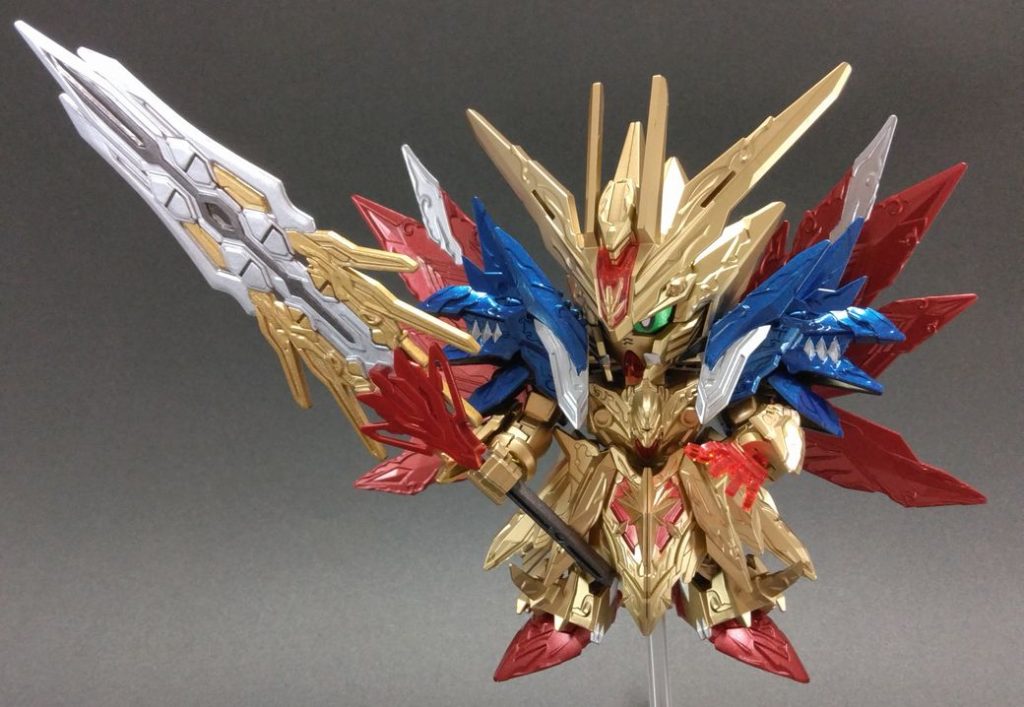 ついでに天覇曹操ウイングの合体剣にもできるようにしました。竜っぽい意匠があったのでシールド代わり、ということで。黄金週間中になんとか仕上げたかったのですが、いろいろ手直しなどしているうちに最終日になってしまいました。