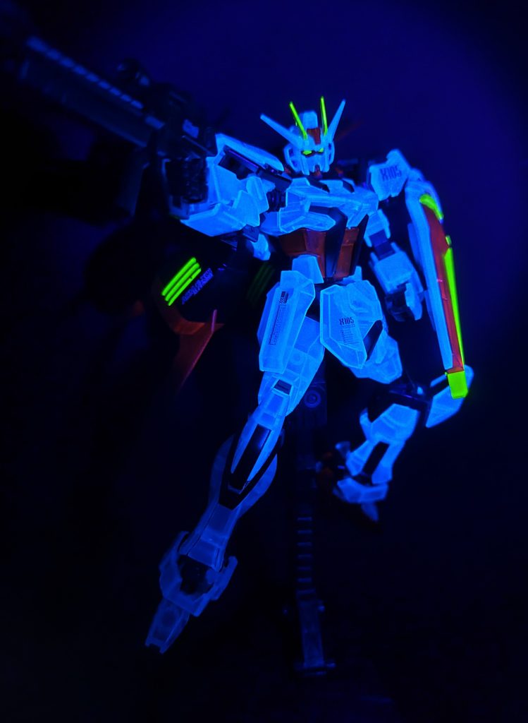 暗所では特に黄色が映えます。