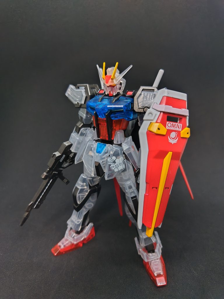 使用キットEGストライクガンダム(ソリッドクリアカラー)EGストライクガンダム(ソリッドクリアカラー・バズーカ装備)HGCEエールストライクガンダム(MGストライクガンダム水転写デカール)