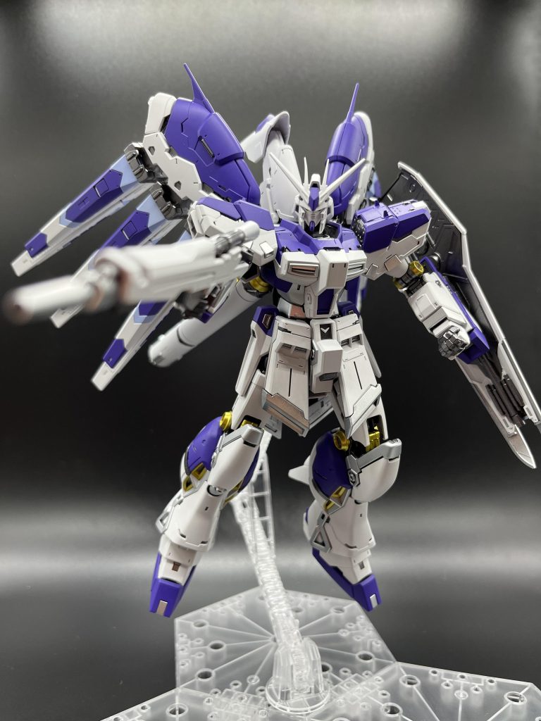 RG Hi-νガンダム–5枚目/制作者：ﾎｯﾎｩ