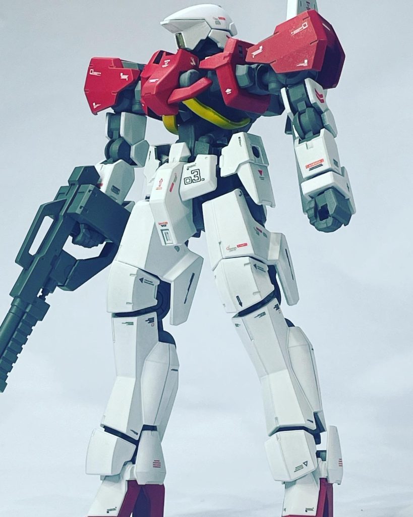 HG グレイズ一般機をジムカラーに全塗装。ギャラルホルンは立場的にティターンズというより連邦軍に近いイメージがあったのでスタンダードなカラーにしてみました。