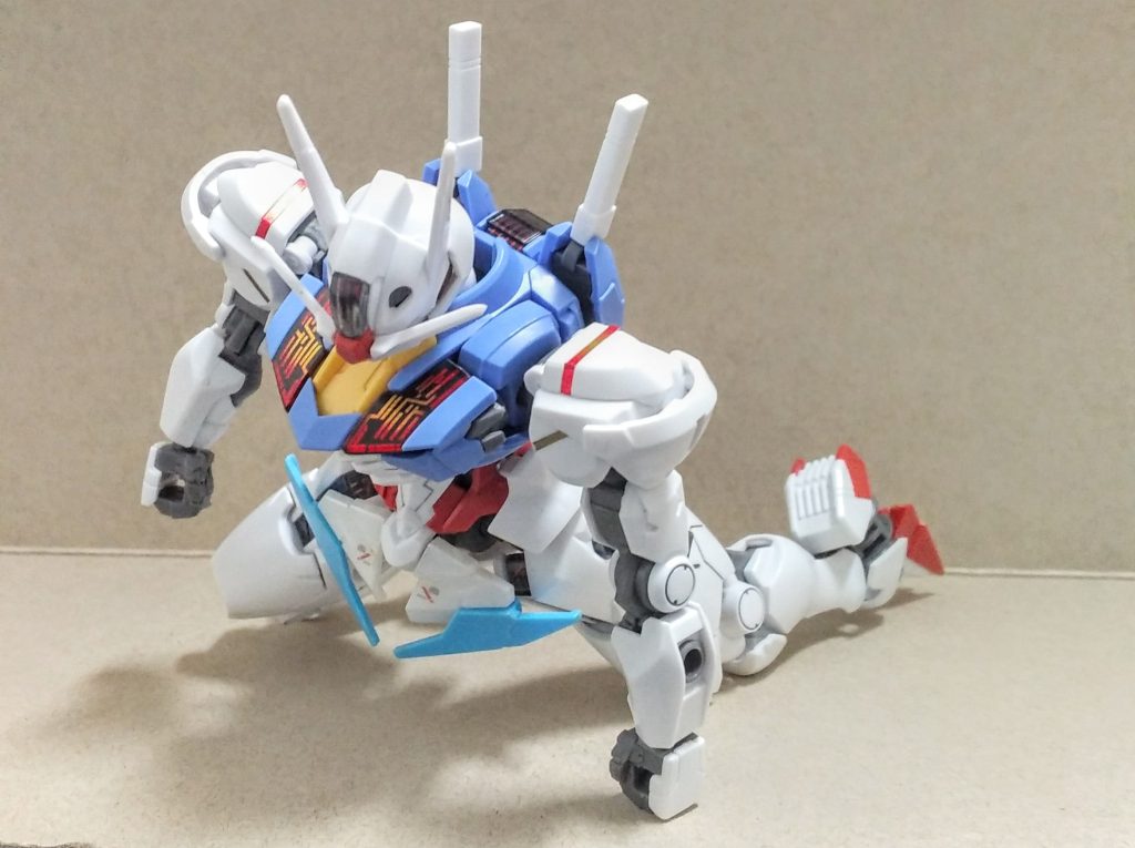 ・稼働終了、膝をつくレグノア「ふぅ…。任務、完了」