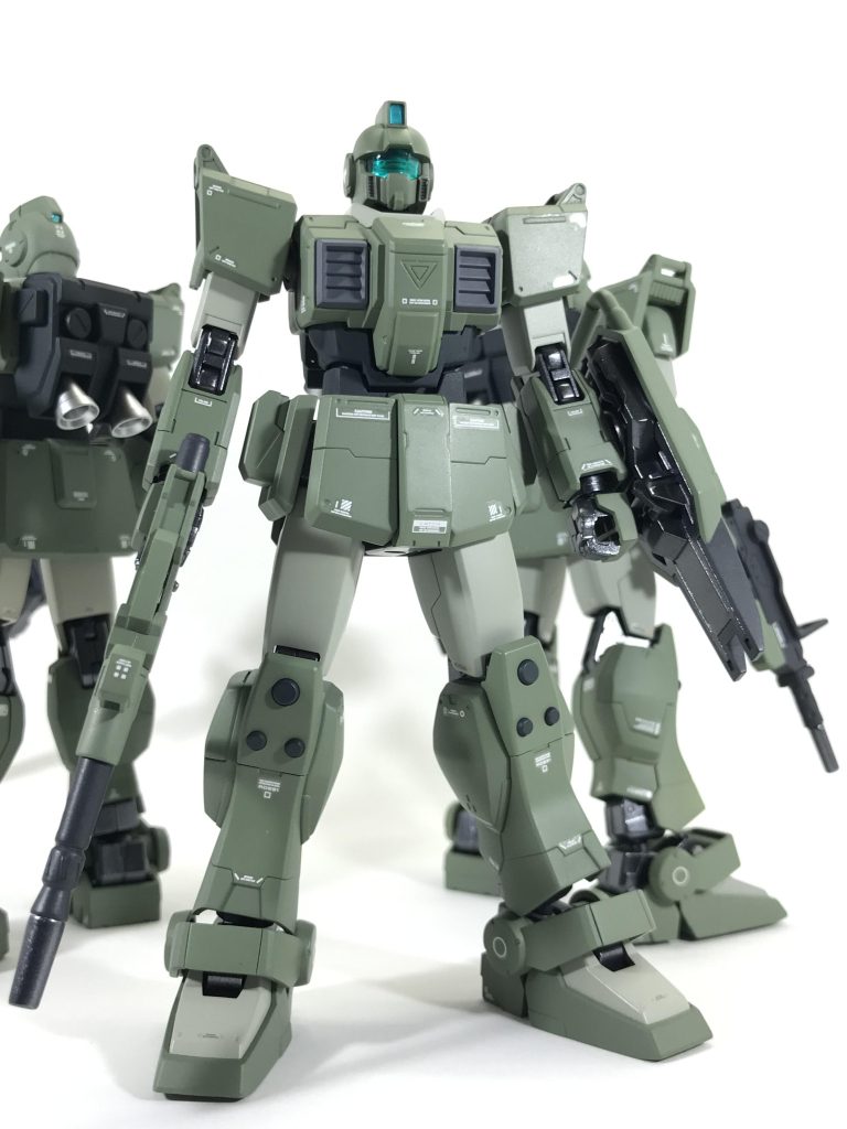 隊長機(機体No.094)ビームライフル装備型。