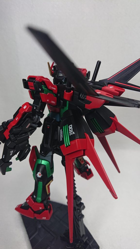 使用した塗料タミヤカラースプレー・ジャーマングレイ・イタリアンレッド・ブラック・メタリックグリーン・ゴールドMr.カラースプレー・黒鉄色エアーモデルスプレー・インターミディエイトブルー