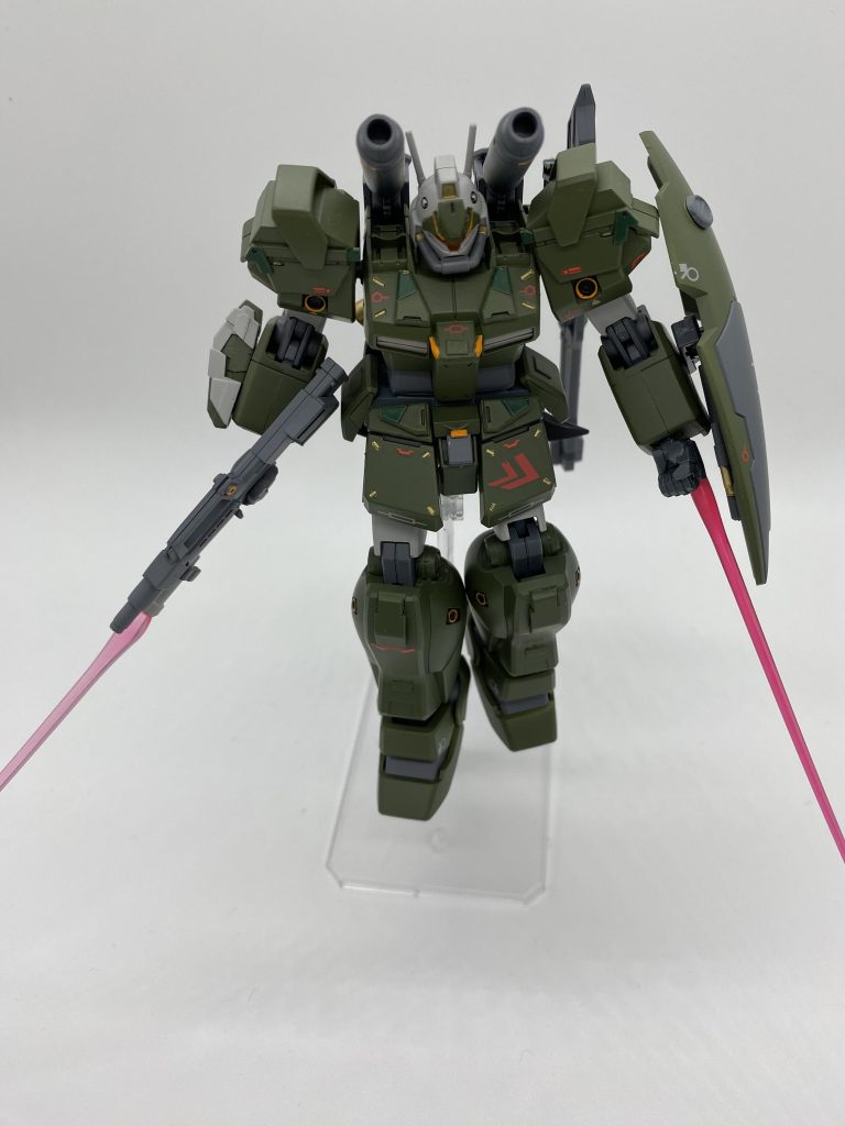 ビームサーベルも付いている！