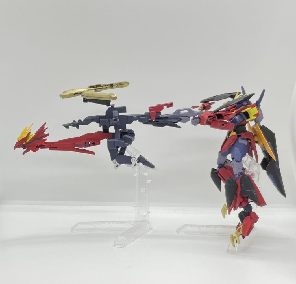 しれっと専用のコアハンガーをスプレーガンと合体できるように。まあこれはいつかリライジングガンダムの大型武器に変形できたらいいなという軽い気持ちで。