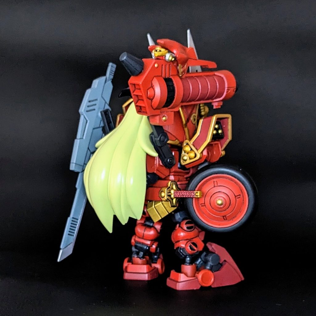 バックパックはライトニングブラックウォーリアと紅武者のものを合わせて作りました。