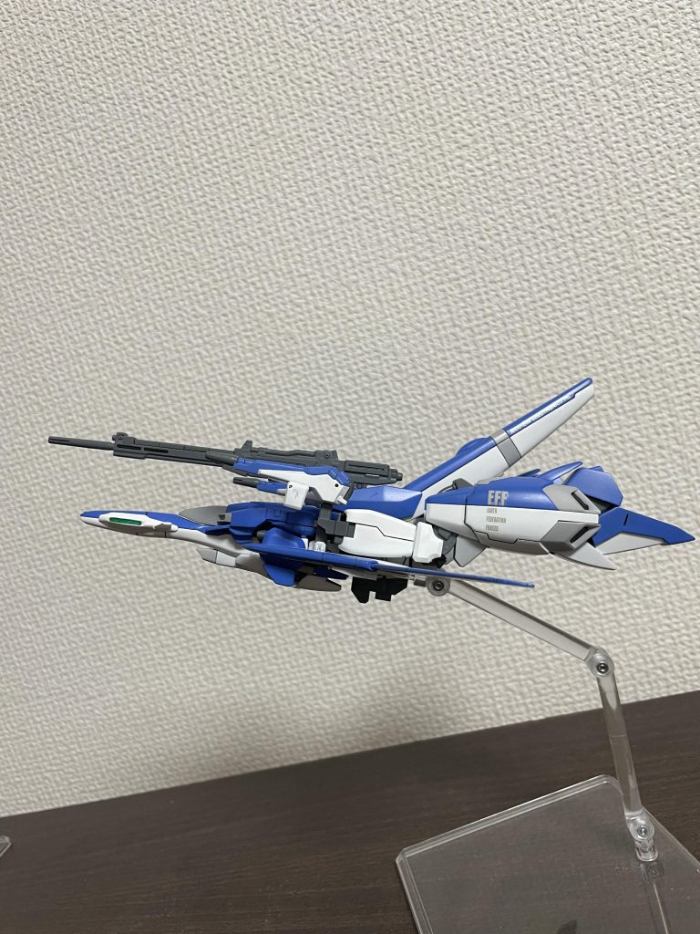 アムロ専用を参考に色変えした感じなので違和感はなく仕上がりました。