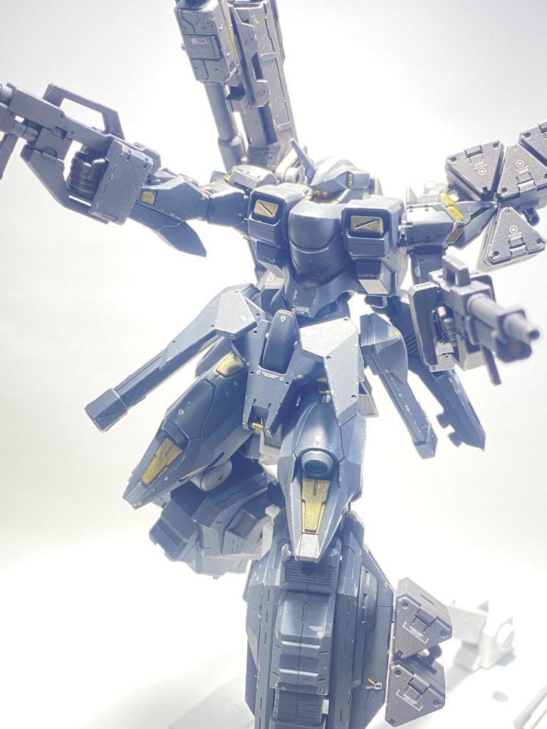 ごちゃごちゃしてますが最低限の可動はします。