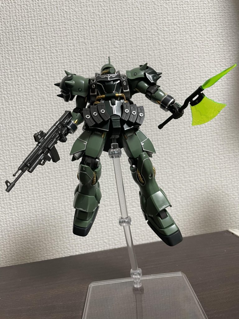 今回は主にメルカリで購入させていただいたギラズールの紹介となります。一応ストーリーの関係上出せないヤツもありますが袖を塗ってあるのがめちゃくちゃ気に入っているのとデカールワークがとても好きで先方さまにお願いして了承を得て参戦していただきました。