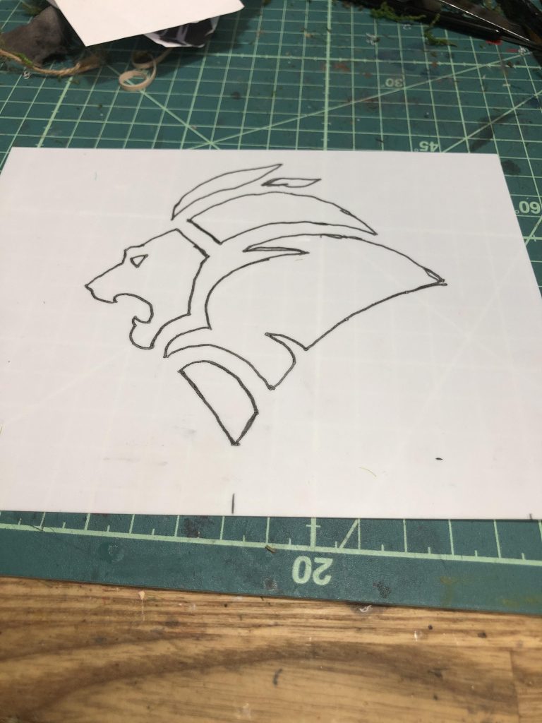 陣幕プラ板にトレースして塗ってからヒートガンで曲げました