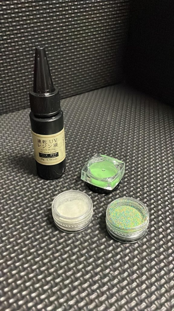 100均一とかクラフト素材とかでビームのバチバチを作成