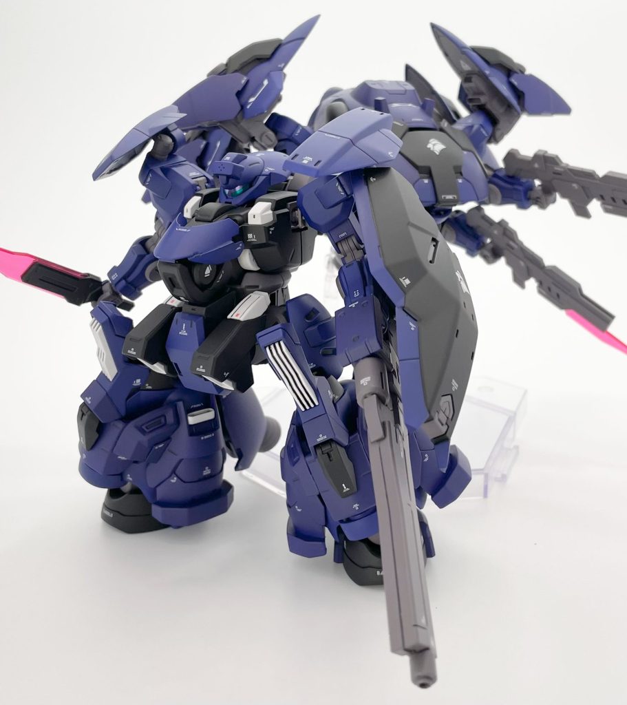 ディランザ・スラと連携運用が想定された武装ポッドです。