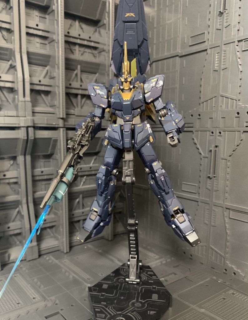 ユニコーンモードです。色味が暗いので、ユニコーンと結構印象違います。ゴールド部分は塗装しています。