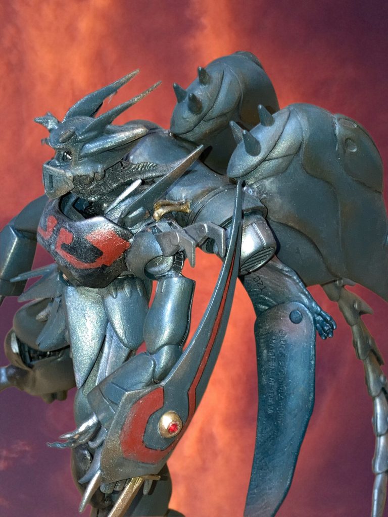 デカールが旧キットにあるやつをそのまま使いましたが...劣化著しく欠けた部分を手書きとウェザリングで...苦労しました。後からプラ板で加工すればと反省したところです。