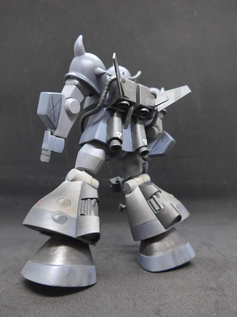 後ろから。こんだけバーニアあっても飛べないものは飛べないようです（苦笑）