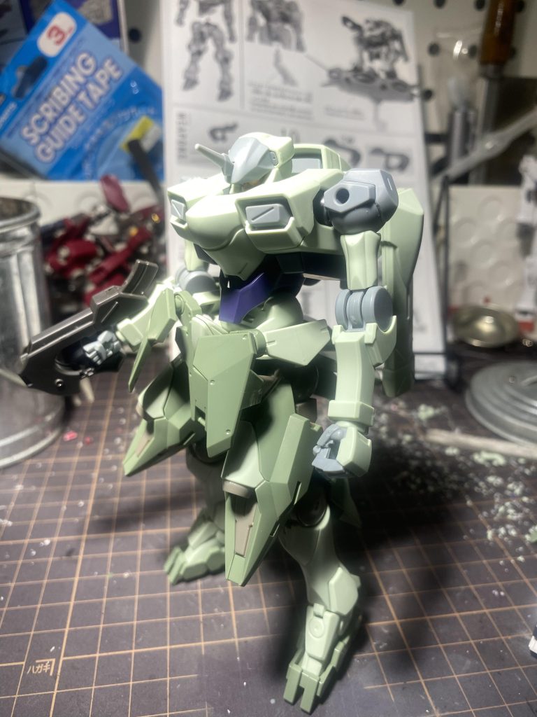 ザウォートの上半身にジンクスの下半身を乗せたところからのスタートです。