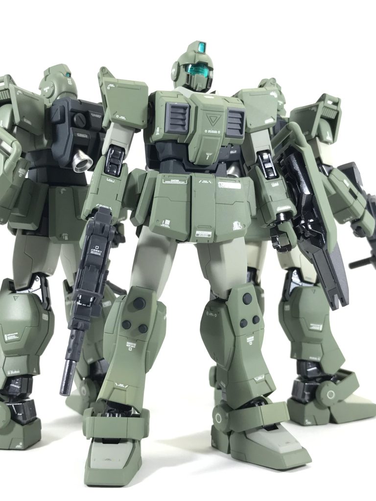 僚機その1(機体No.095)100㎜マシンガン装備型。