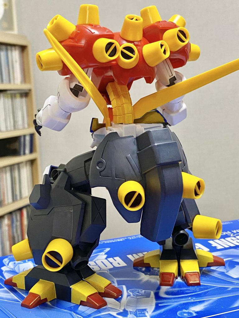 斜め後ろから。
