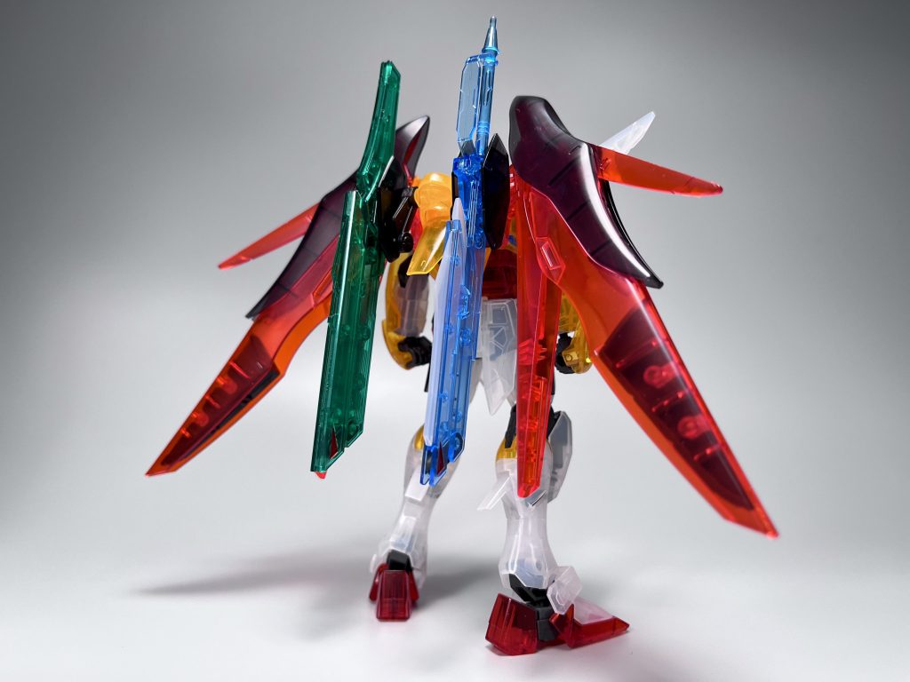 前後からクリアオレンジが爽やかで美しい。