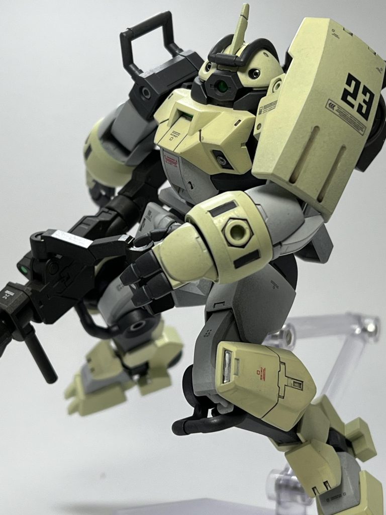 塗りの粒子が少し荒いですが、なんとなく感じが出ているのでこれも味なのかなぁと思いました。