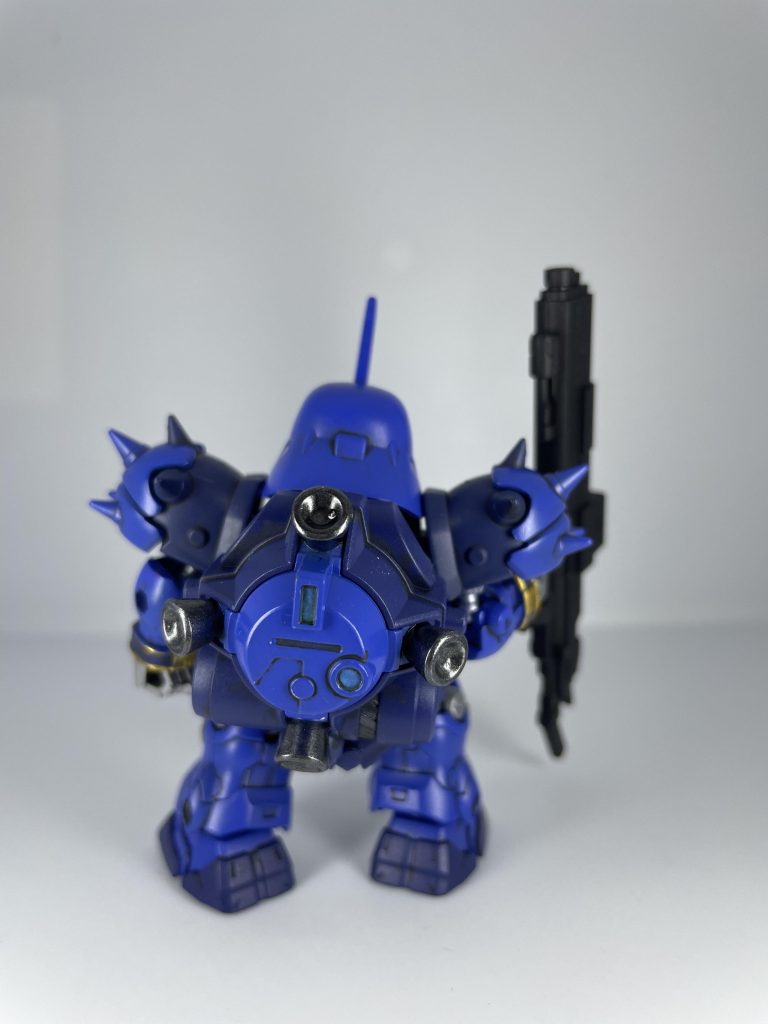 バックパックはEXパーツを使って大型化してます。