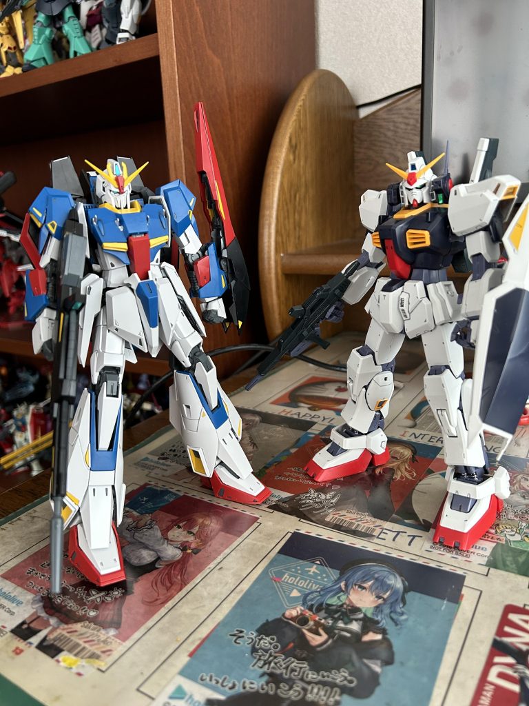 ガンダムMk-Ⅱと。今回のZガンダムが原作に一番近いという事で、こう並べると感慨深い。