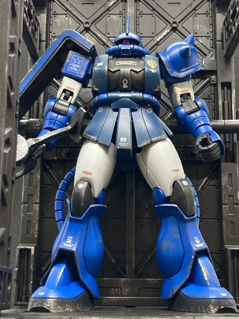 例の100均連結ディスプレイベースも一緒にウェザリング仕上げに。