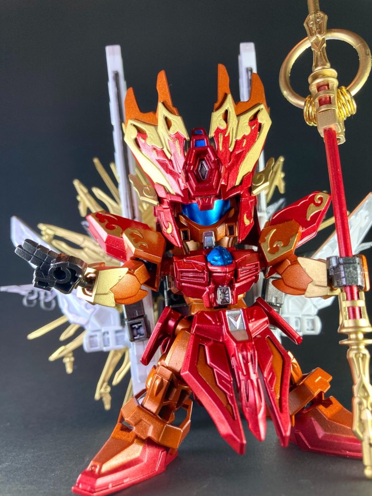 ちなみに窮奇ストフリ(=ほぼ同一形状の三蔵ストフリ概念)をベースとしている理由は、慈眼大師・天海が本邦の仏教史上でも空海や最澄はじめ十数人のみ勅賜された大師号を贈られている事と、中国唐代に最初期の大師号を贈られた慈恩大師・窺基がおりますが、この窺基の師匠こそ三蔵法師として最も有名な唐の玄奘三蔵、という関連を根拠としています。慈眼大師・天海↔️慈恩大師・窺基(=三蔵ストフリの一番弟子)という構図で、似たデザイン形状の理由という事で採用致しました。