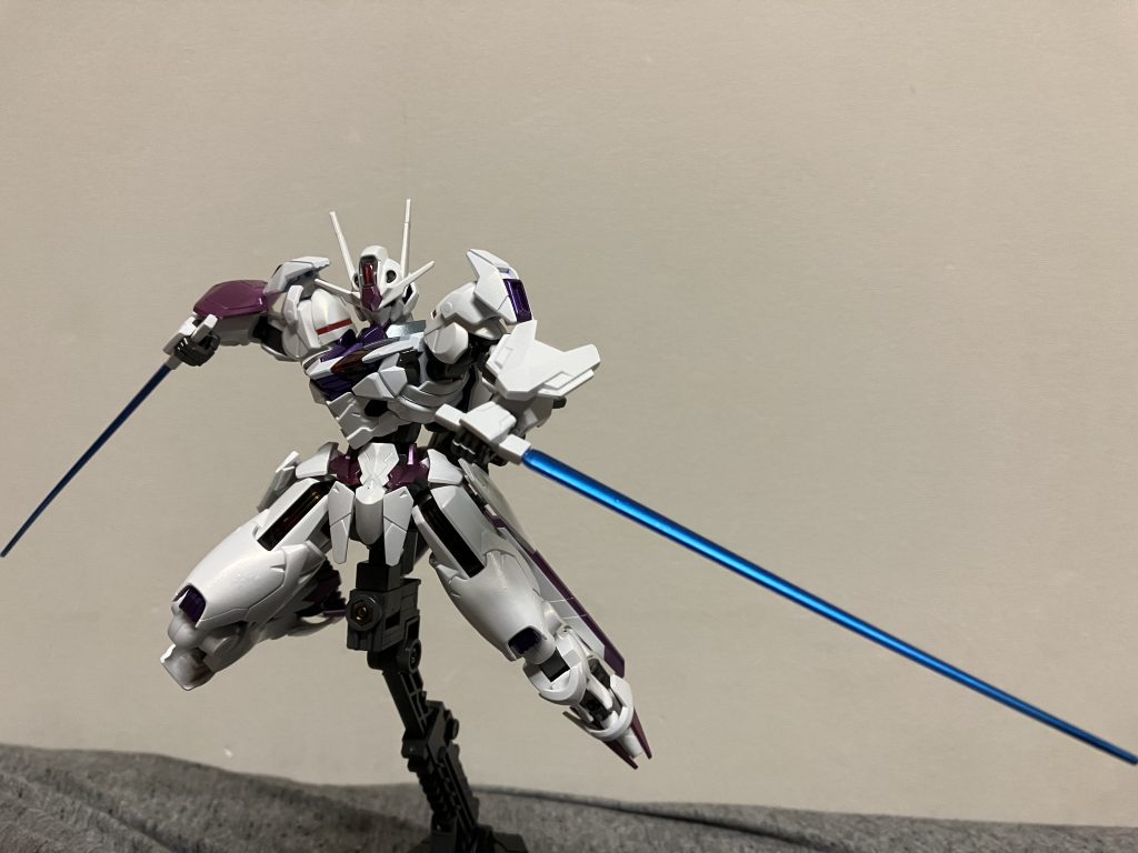 ビットオンフォームでポージング個人的な感想ですがこの配色だと妖しさを感じます