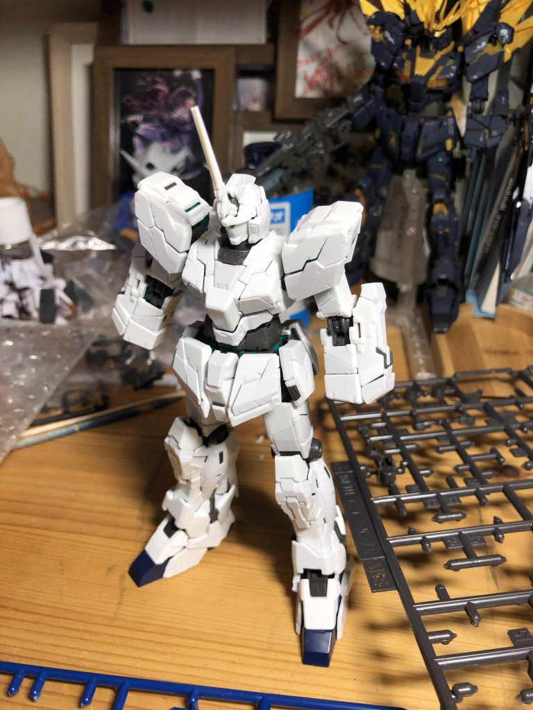 ユニコーンモードも一応。真っ白な一角獣