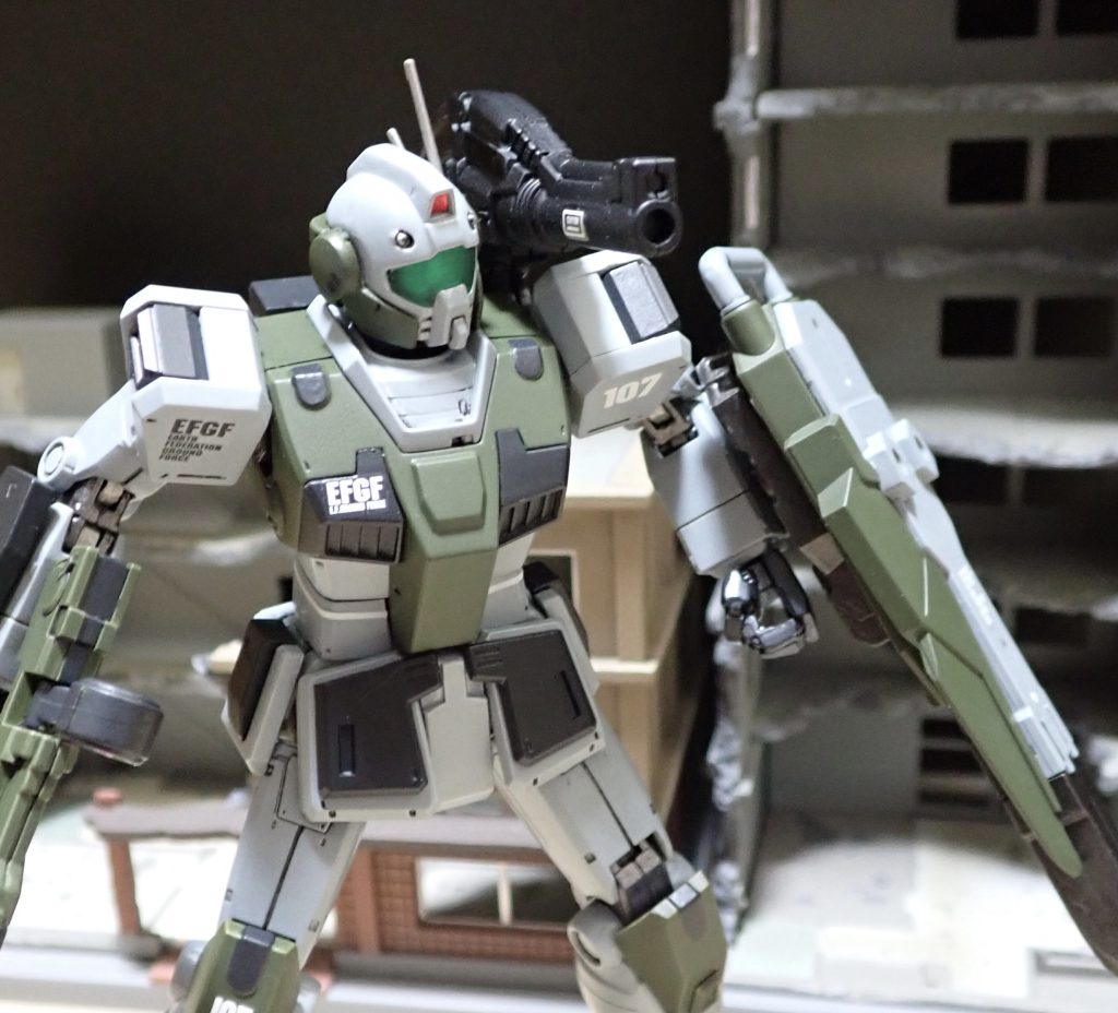 頭部の複合センサー搭載のバイザーは外しました🫢