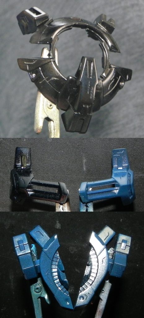 塗装手順光沢黒→白以外は発光前の機体色を色が完全に乗らない程度に塗装→スターブライトシルバーを下地の色が残る程度に塗装→パーツの角となるところメインにクリアレッド→全体をルビーレッドで塗装。モールドはエナメルのクリアレッドふき取り