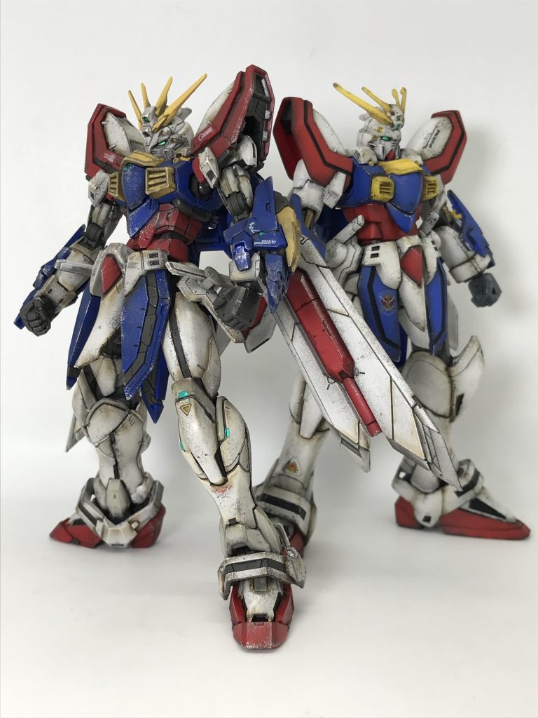 RG(左)とHG(右)比較個人的には HGの方がカッコ良いと思っていたけど…ウェザリングを施したらPGの方がカッコ良いかも…😅