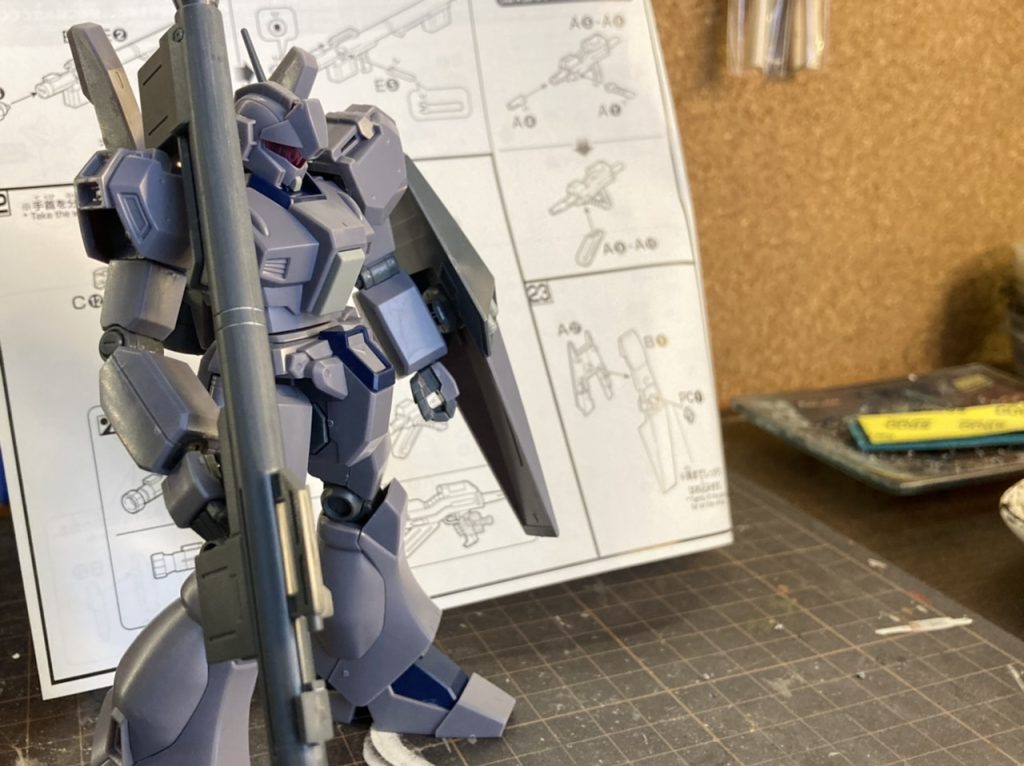 素組のプロポーションも良く改造も行いませんでした、一部モールドを追加したくらいです。合わせ目はほぼ全パーツに発生しますが基本工作を楽しめる良いキットでした！