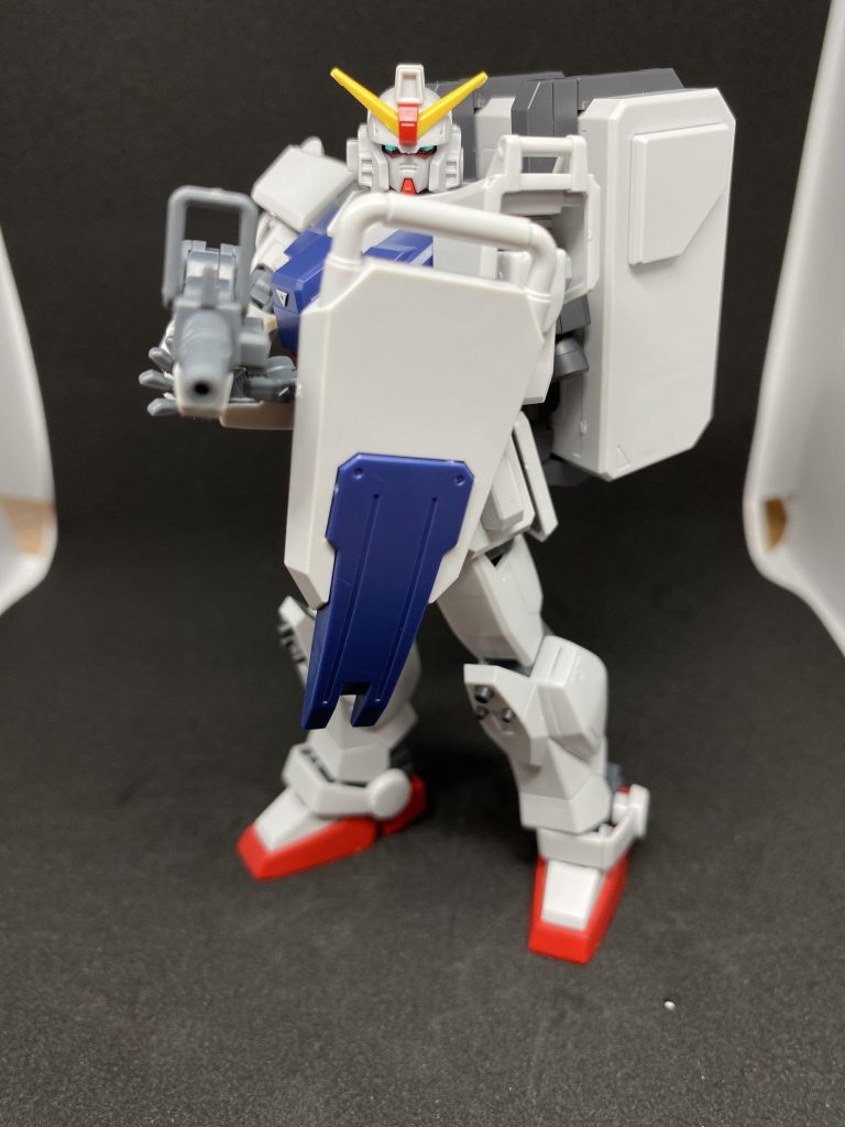 陸戦型ガンダム–3枚目/制作者：sukemaru