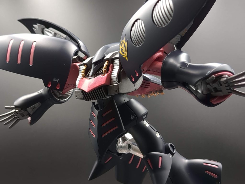 HGサイズばかり作ってますが一番デカくて威圧感あります