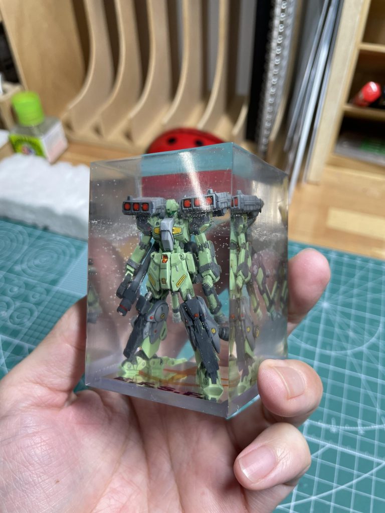 サイズ感はこんな感じ。