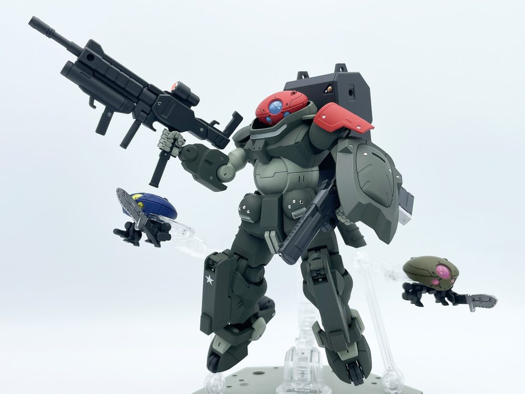 台座はボディーカラーに合わせて塗装。┣ 上面【G / HG-04 ヘキサダークグリーン】┗ 側面【T / LP-33 灰緑色(日本海軍)】