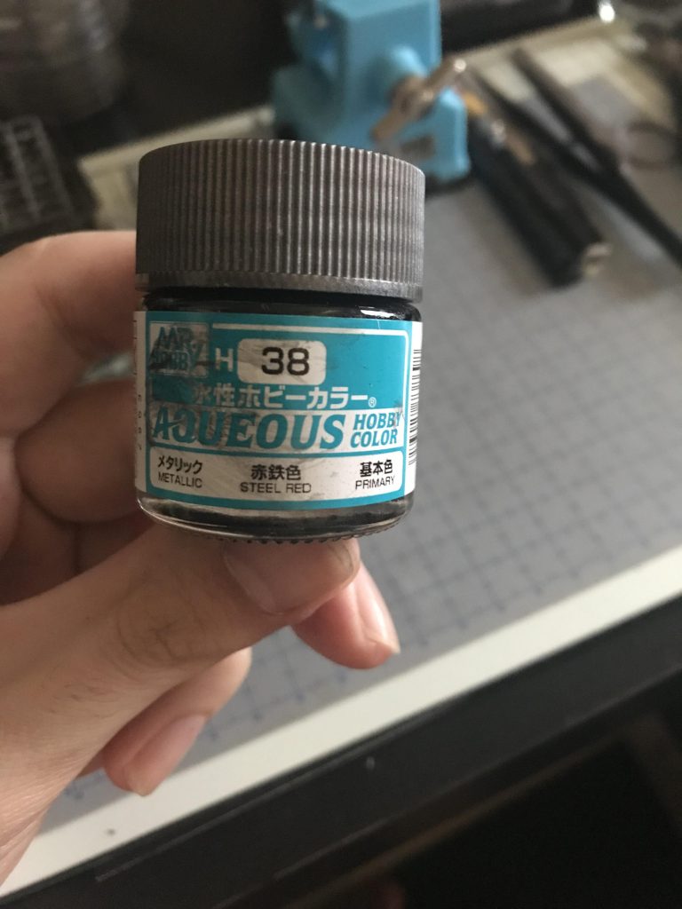 内部のフレームバックパックはこちらの塗料で重厚感と光沢を出しました✨