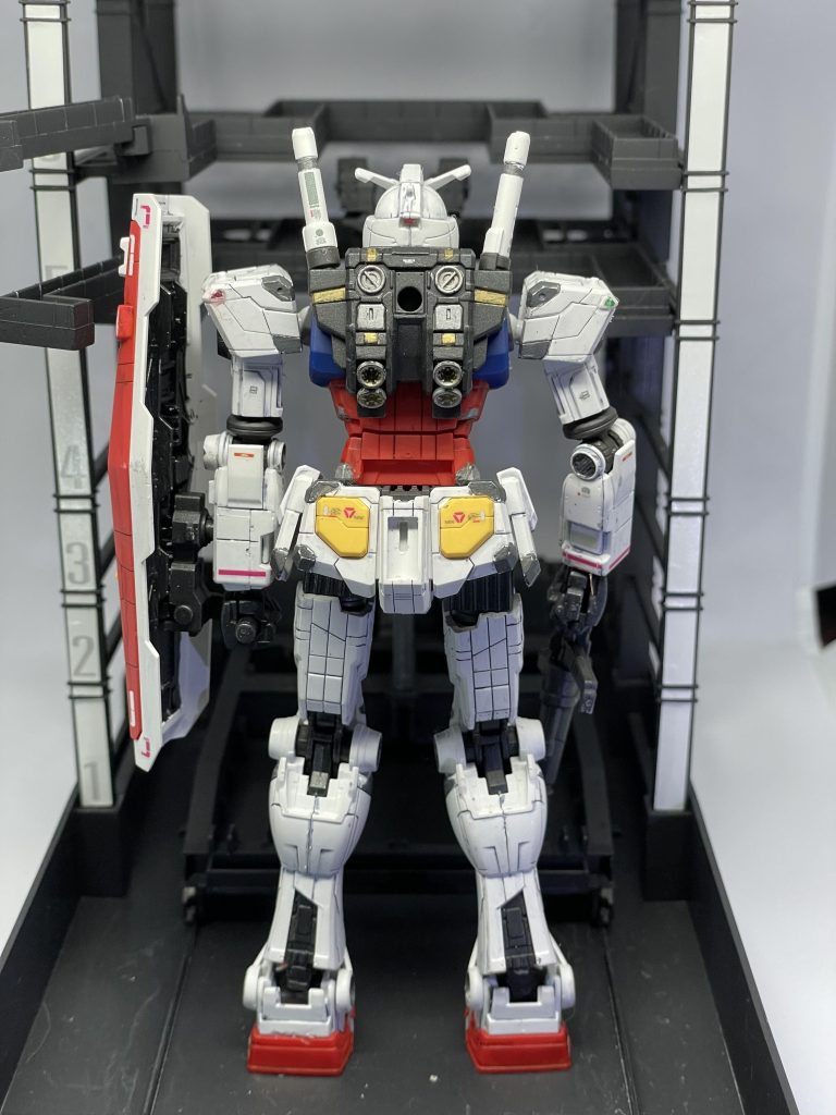 バックショットバーニアは二連になっていてランドセルの造形も細かい