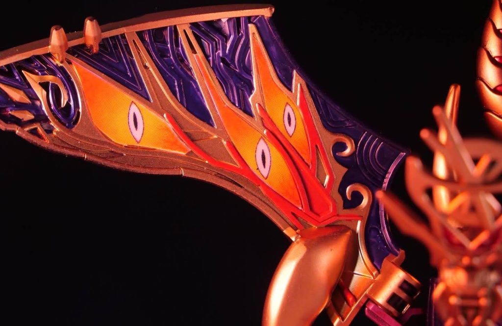 目みたいなところは新規でシールを作りました！