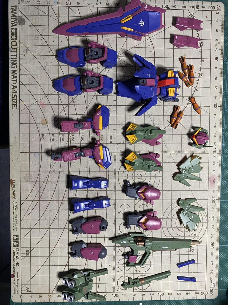 デカール作業中！