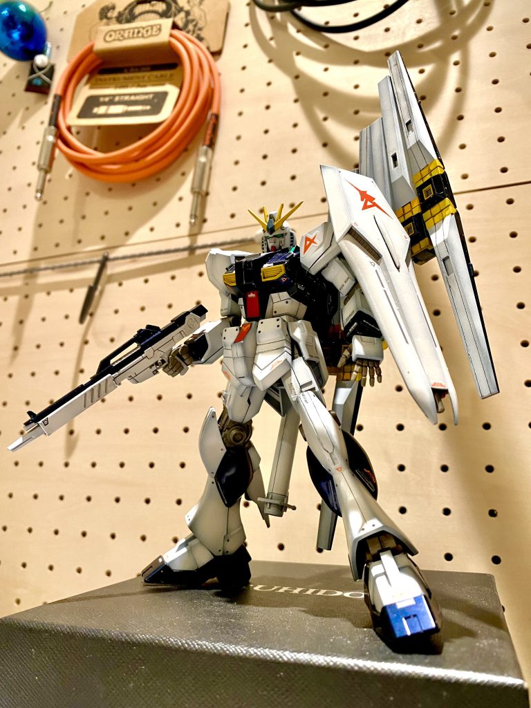 HG νガンダム–2枚目/制作者：真プラ工房