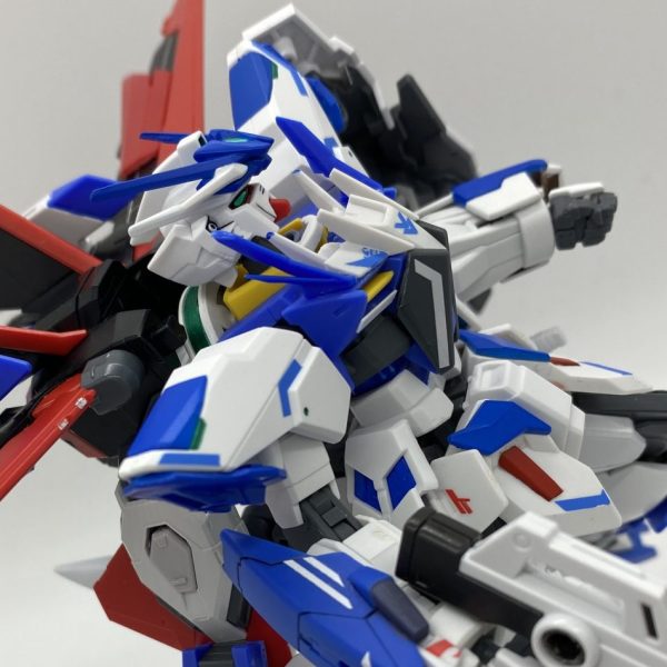 オリジナルガンプラ【ガンダム・ジリオル】