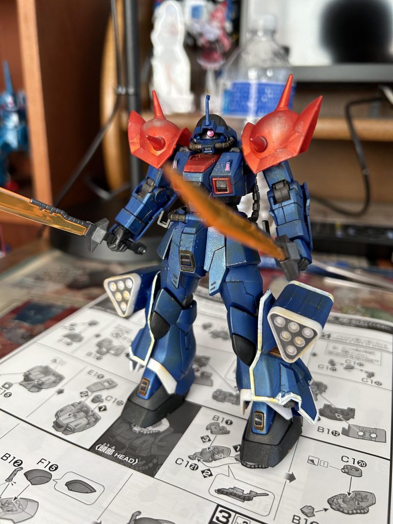 地上用の機体という事なんで少しウェザリングをしました。メタリック仕様やから大丈夫かな…と思いましたが思いの外行けました。