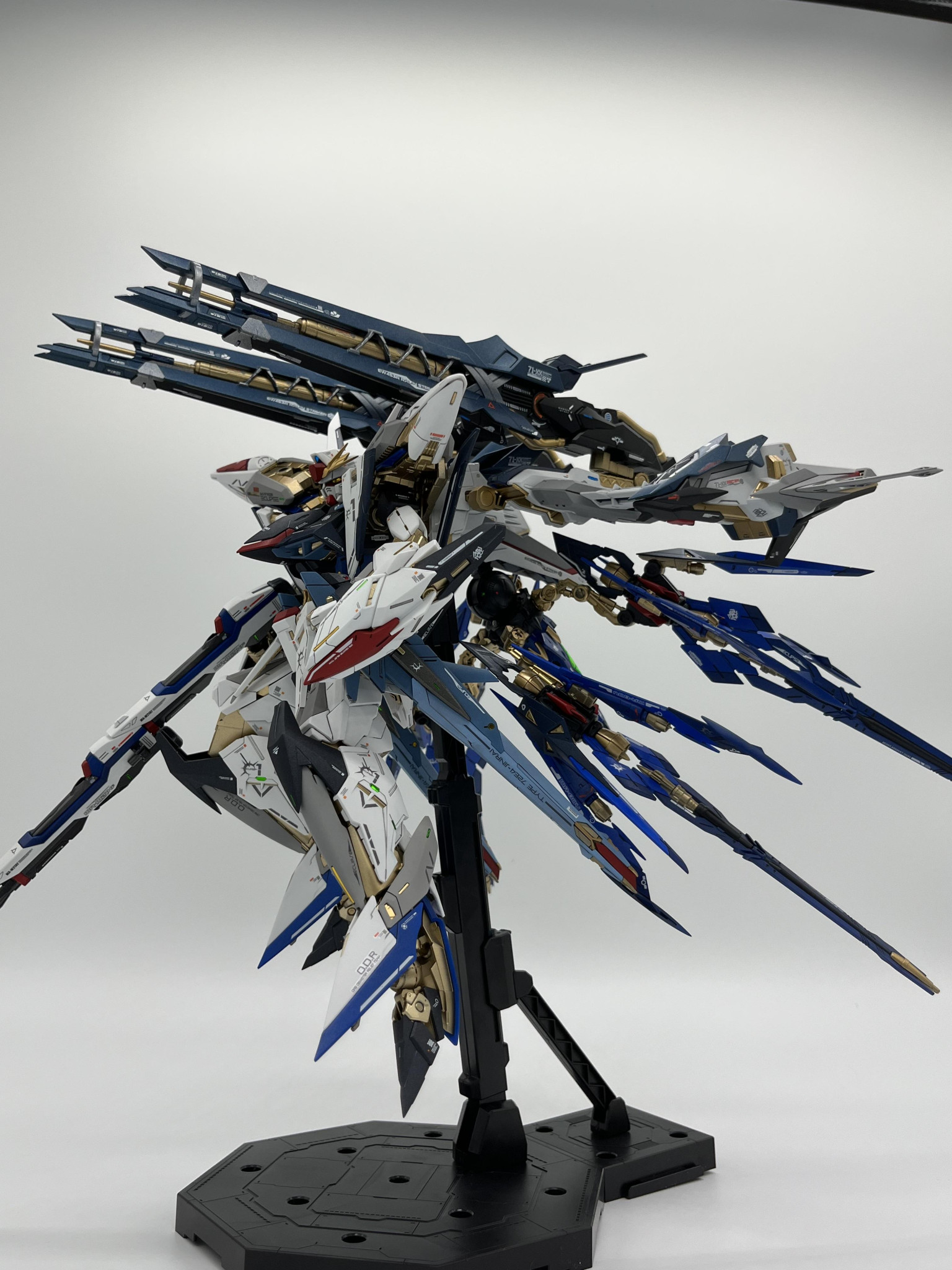 ストライクエクリプスガンダム ライジン装備｜PIXYさんのガンプラ作品